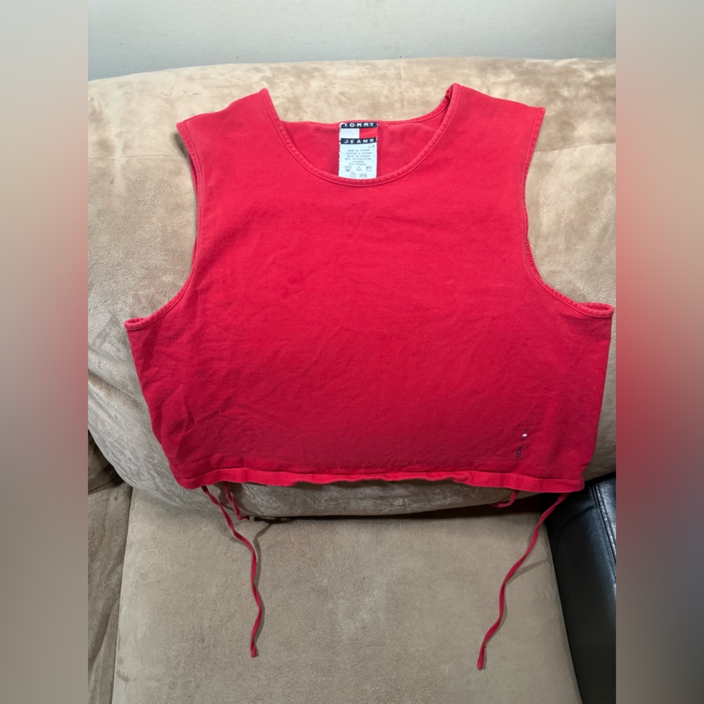 Y2K VTG Tommy Hilfiger Women’s’ Large Red Cropped Sleeveless Tank Top